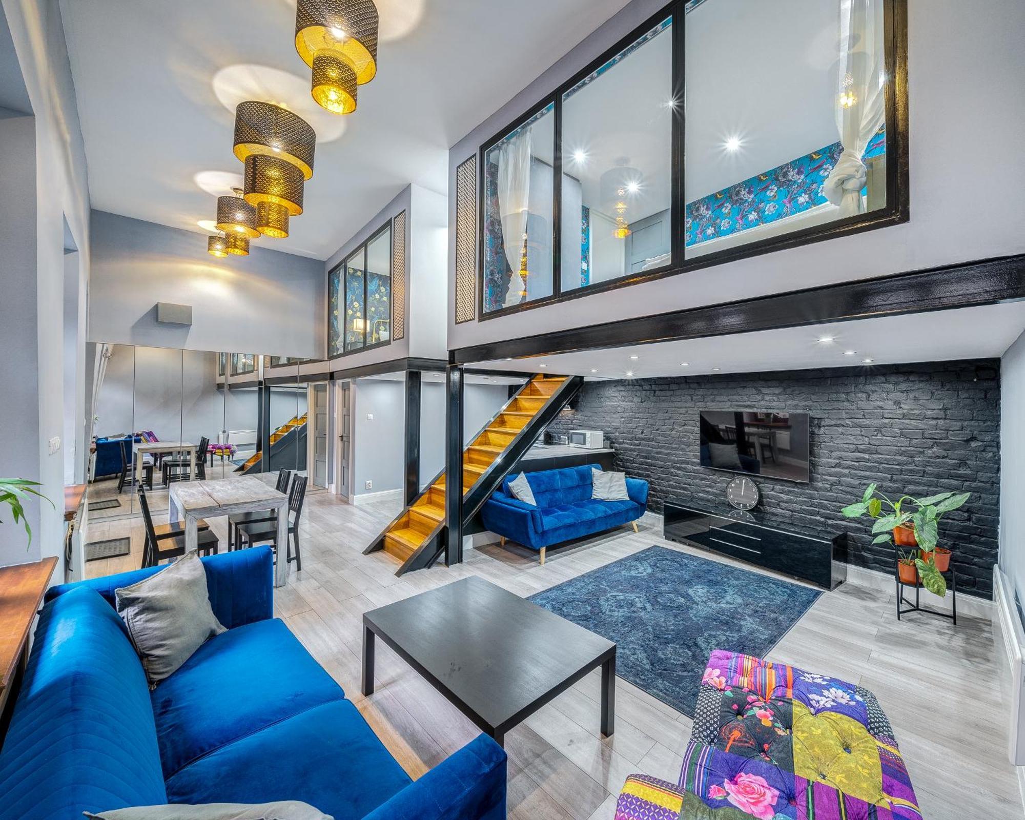Azure Oasis In The Heart Of The * Budapeste
